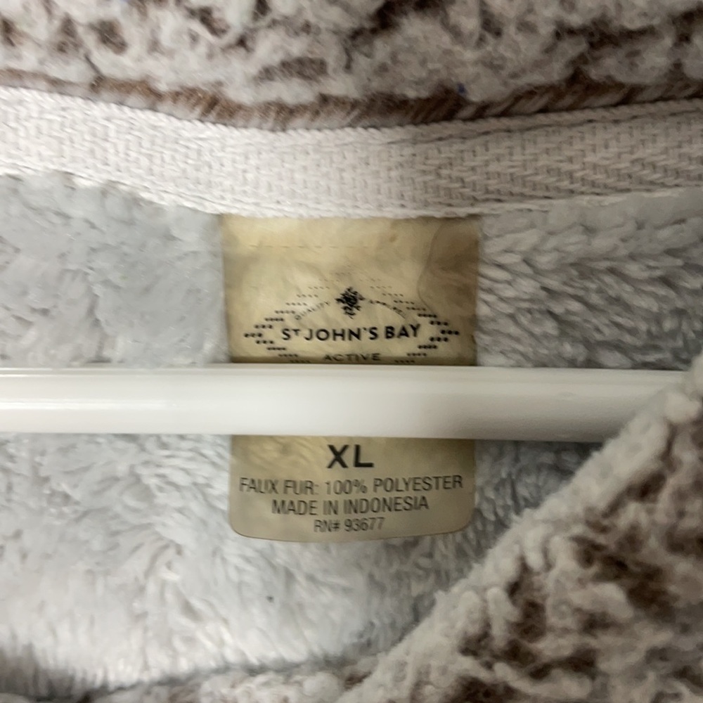 St. John’s Bat Active Sharpa Sweater - image 3